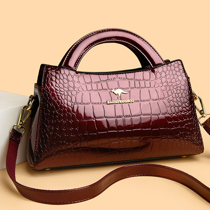 Kangaroo Crocodile Pattern Cro - Women'S Kangaroo Bags incelemesi ve fiyatı