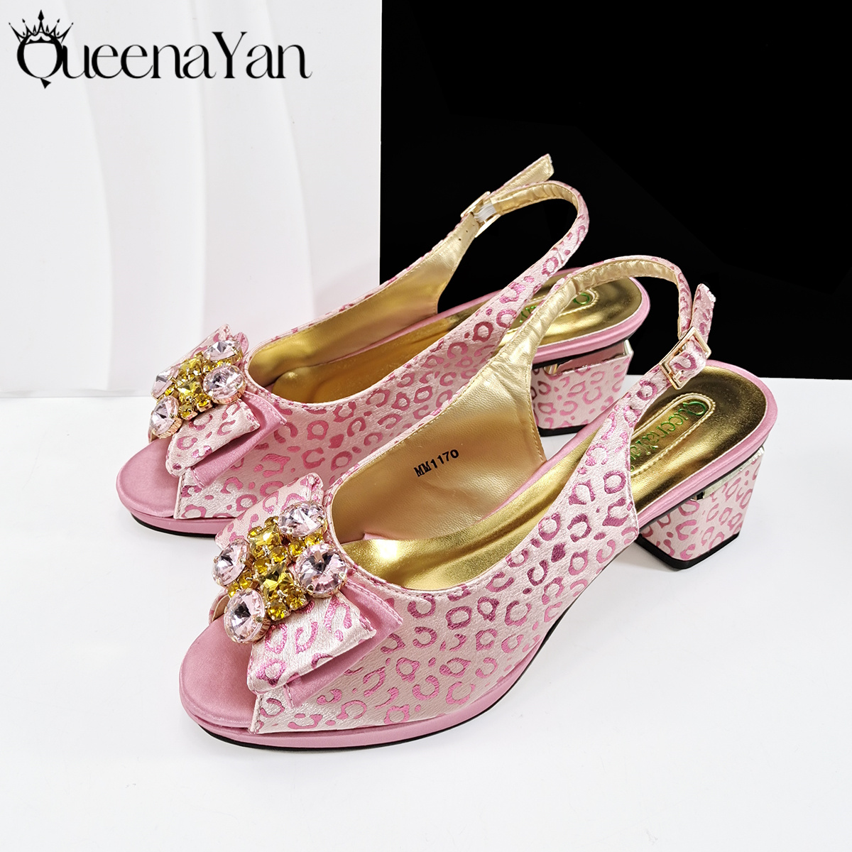 Queena Yan  2025 Shiny Italian - Women Bags Accessories incelemesi ve fiyatı