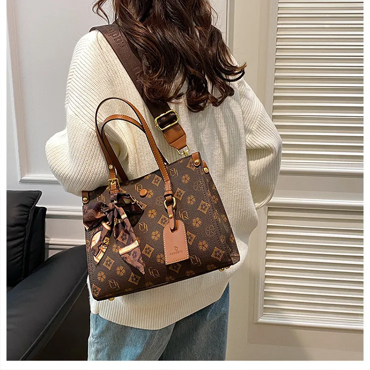 Free shipping designer Shoulde - Women Bags Leather incelemesi ve fiyatı